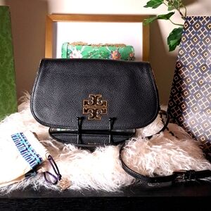 Tory Burch Britten Convertible Crossbody/Clutch  Like New